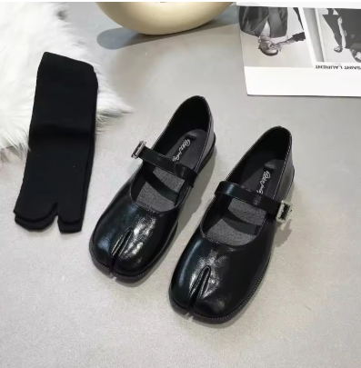 Women's Leather Split-Toe Tabi Mary Jane Flats